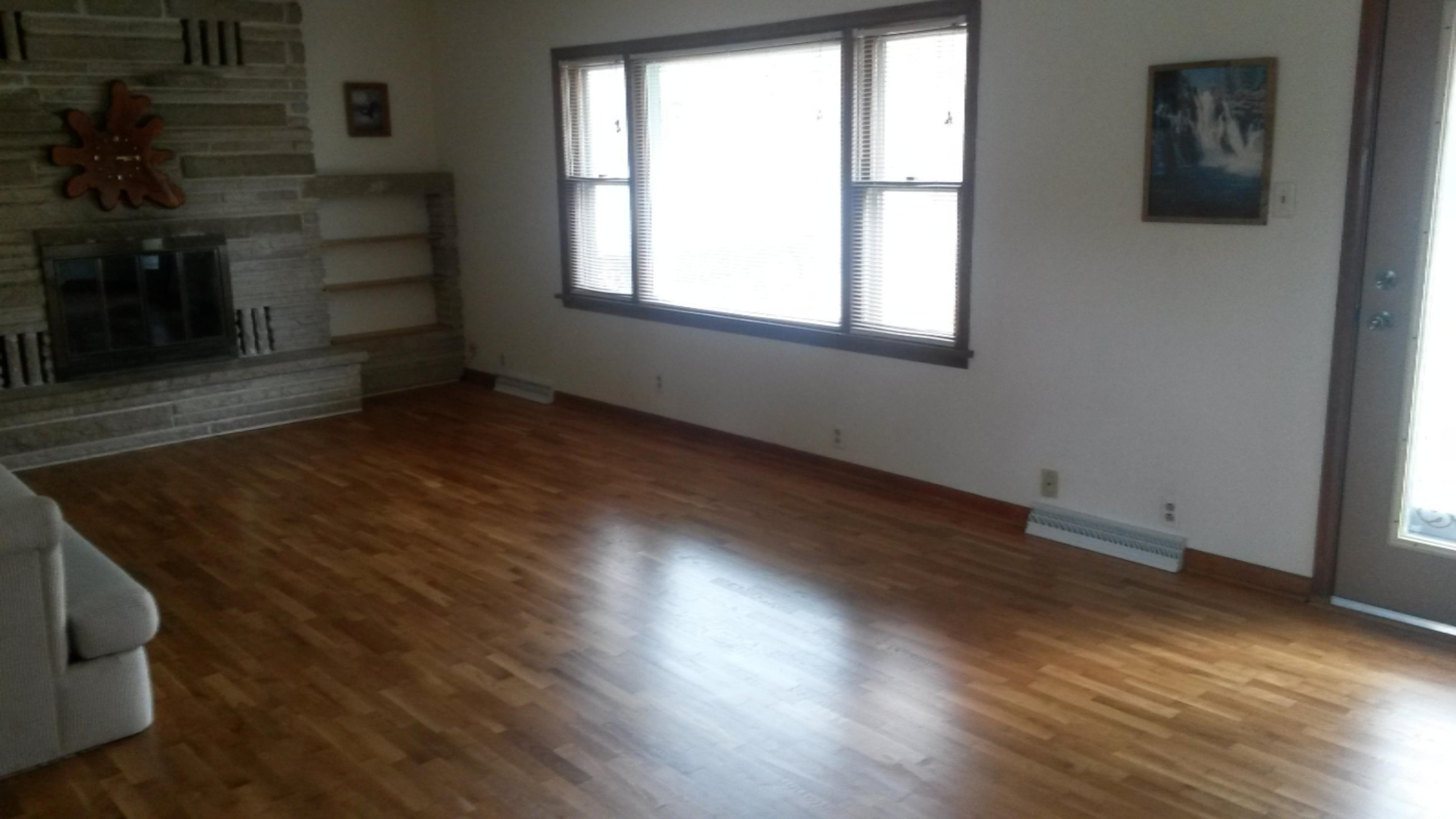 1106 Schuring Road Portage, MI 49024 - Photo 4 of 23 20151027_151425