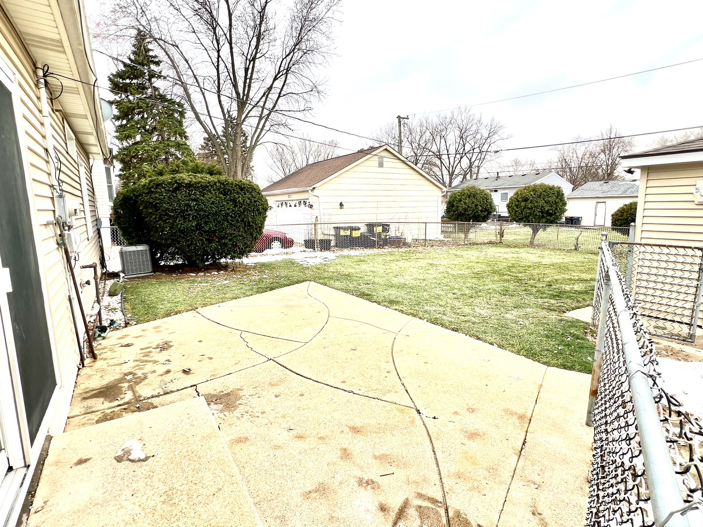 210 Willow Road Streamwood, IL 60107 - Photo 13 of 14