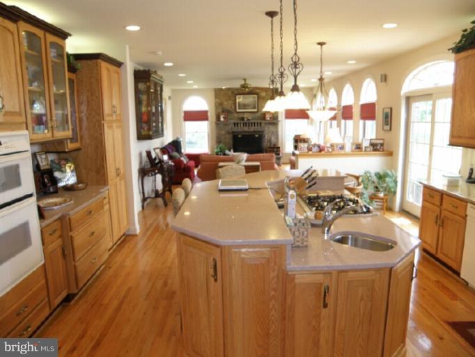 3833 Wayson Road Davidsonville, MD 21035 - Photo 13 of 29 Kitchen