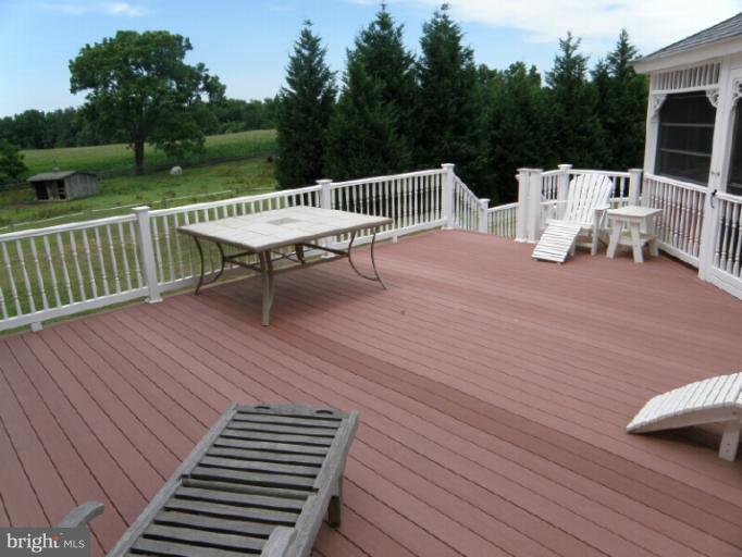 3833 Wayson Road Davidsonville, MD 21035 - Photo 16 of 29 Huge Deck