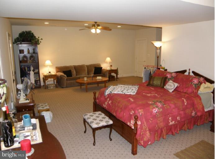 3833 Wayson Road Davidsonville, MD 21035 - Photo 18 of 29 Lower Level Bedroom Suite