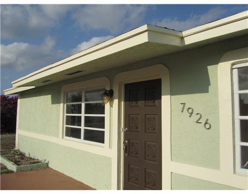 7926 Terrace Road Lake Worth, FL 33462 - Photo 2 of 11 Additional Photo