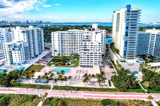 $3,750 | 5005 Collins Avenue, Unit 1224, Miami Beach, FL 33140