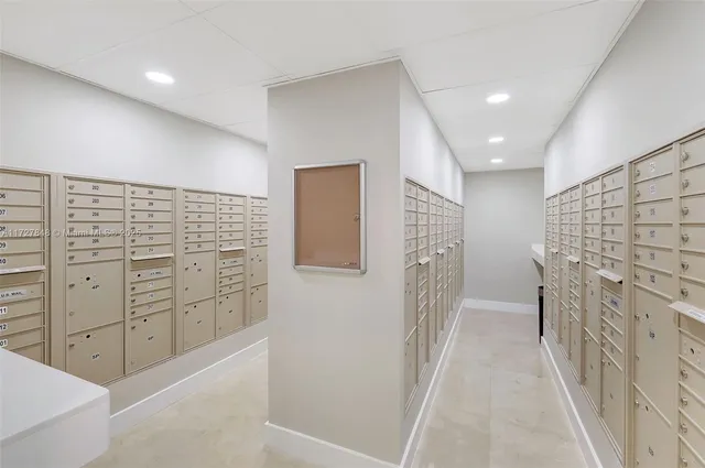 $3,750 | 5005 Collins Avenue, Unit 1224, Miami Beach, FL 33140