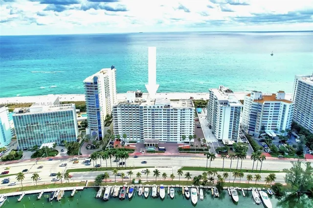 $3,750 | 5005 Collins Avenue, Unit 1224, Miami Beach, FL 33140