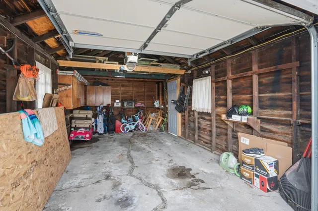 $150,000 | 1901 West 16th Street, Davenport, IA 52804