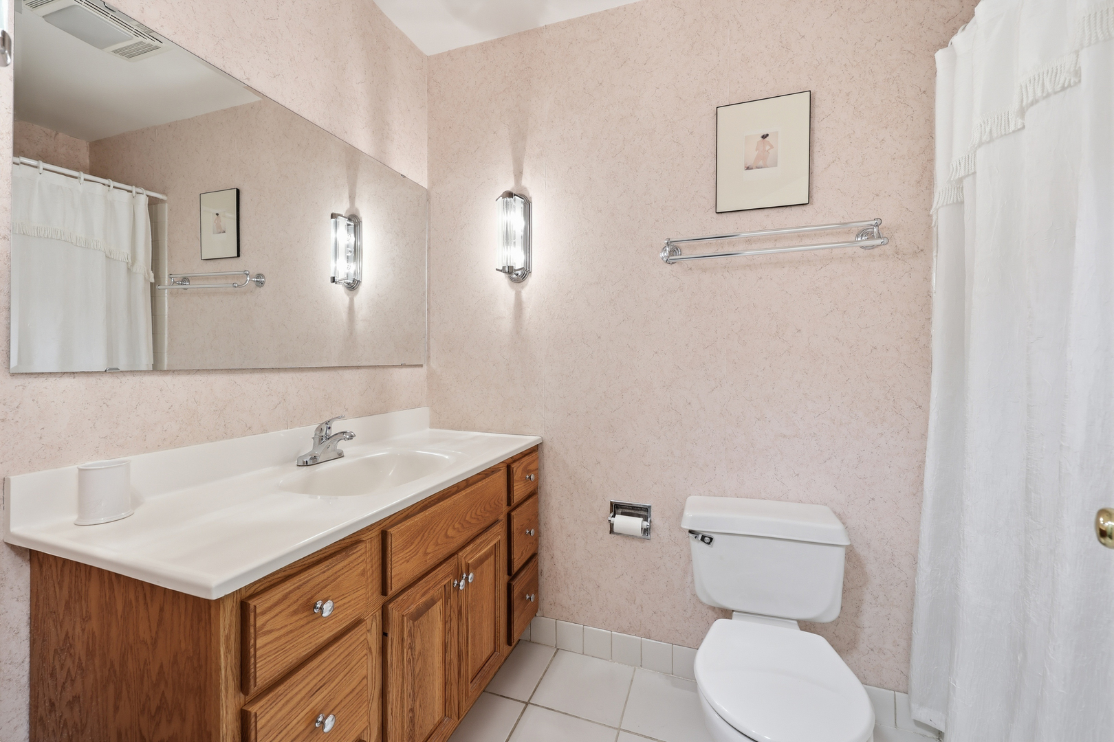 471 Raintree Court, Unit 2B Glen Ellyn, IL 60137 - Photo 17 of 25