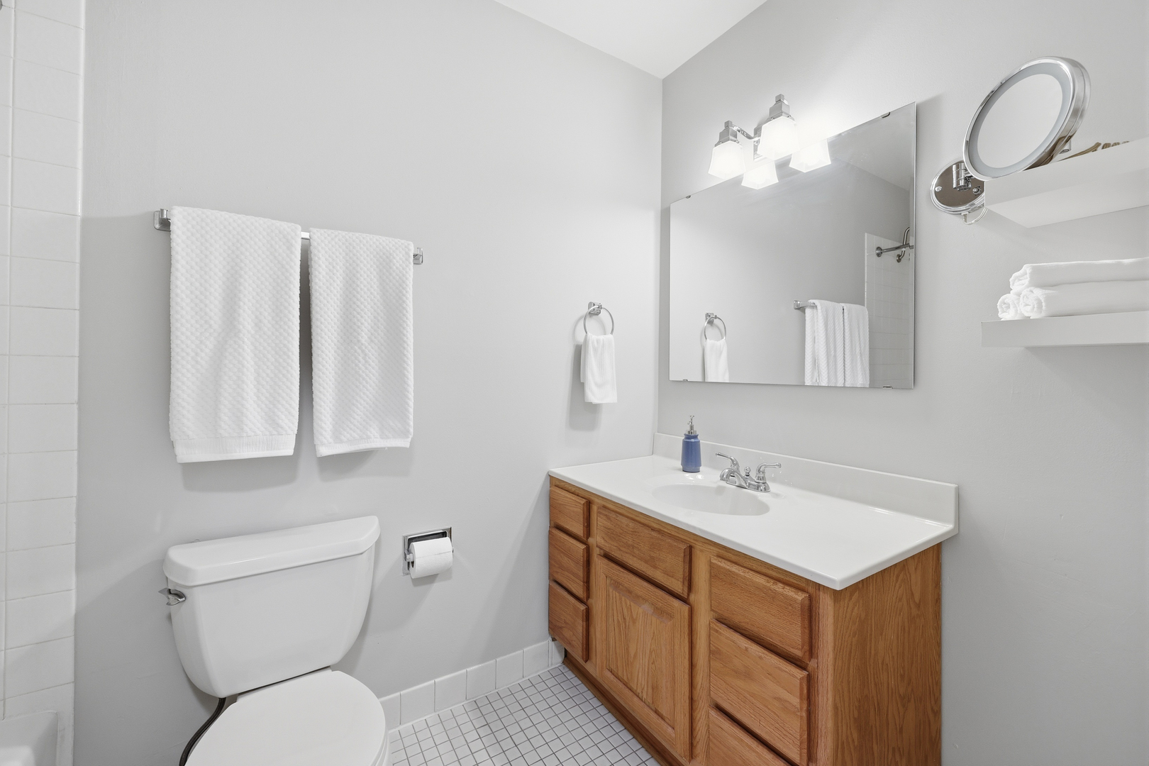 471 Raintree Court, Unit 2B Glen Ellyn, IL 60137 - Photo 19 of 25