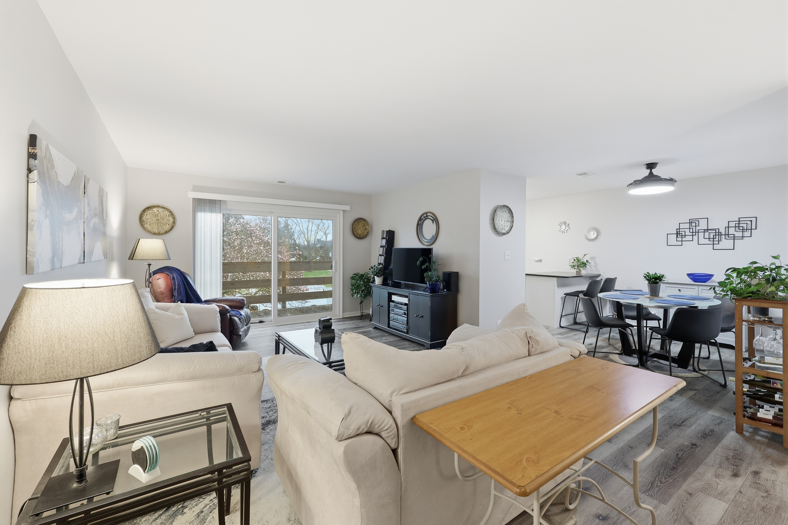 471 Raintree Court, Unit 2B Glen Ellyn, IL 60137 - Photo 6 of 25