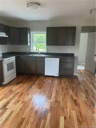 $1,750 | 184 Marlborough Street, Portland, CT 06480