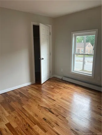$1,750 | 184 Marlborough Street, Portland, CT 06480