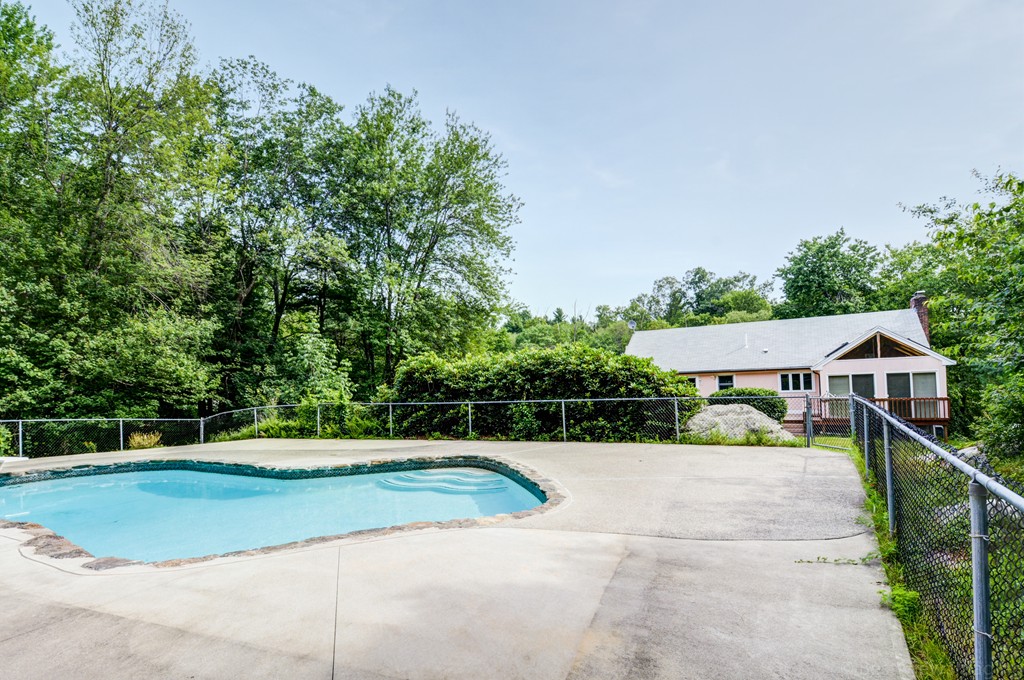 560 Liberty Square Road Boxborough, MA 01719 - Photo 28 of 30 Gallery Image 28