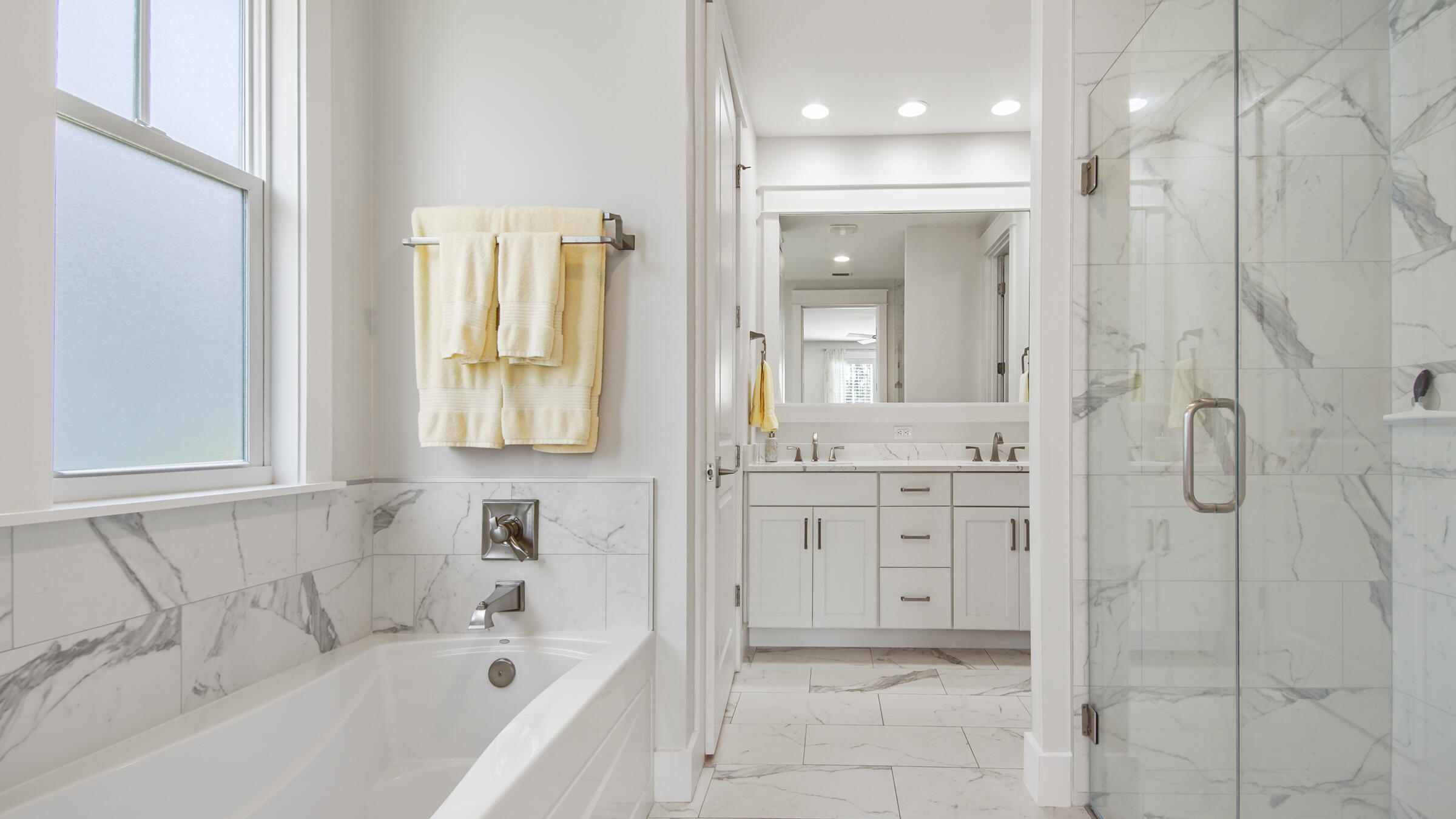 307 Sandchase Cir Inlet Beach Inlet Beach, FL 32461 - Photo 46 of 64 a bathroom with a bathtub sink and mirror