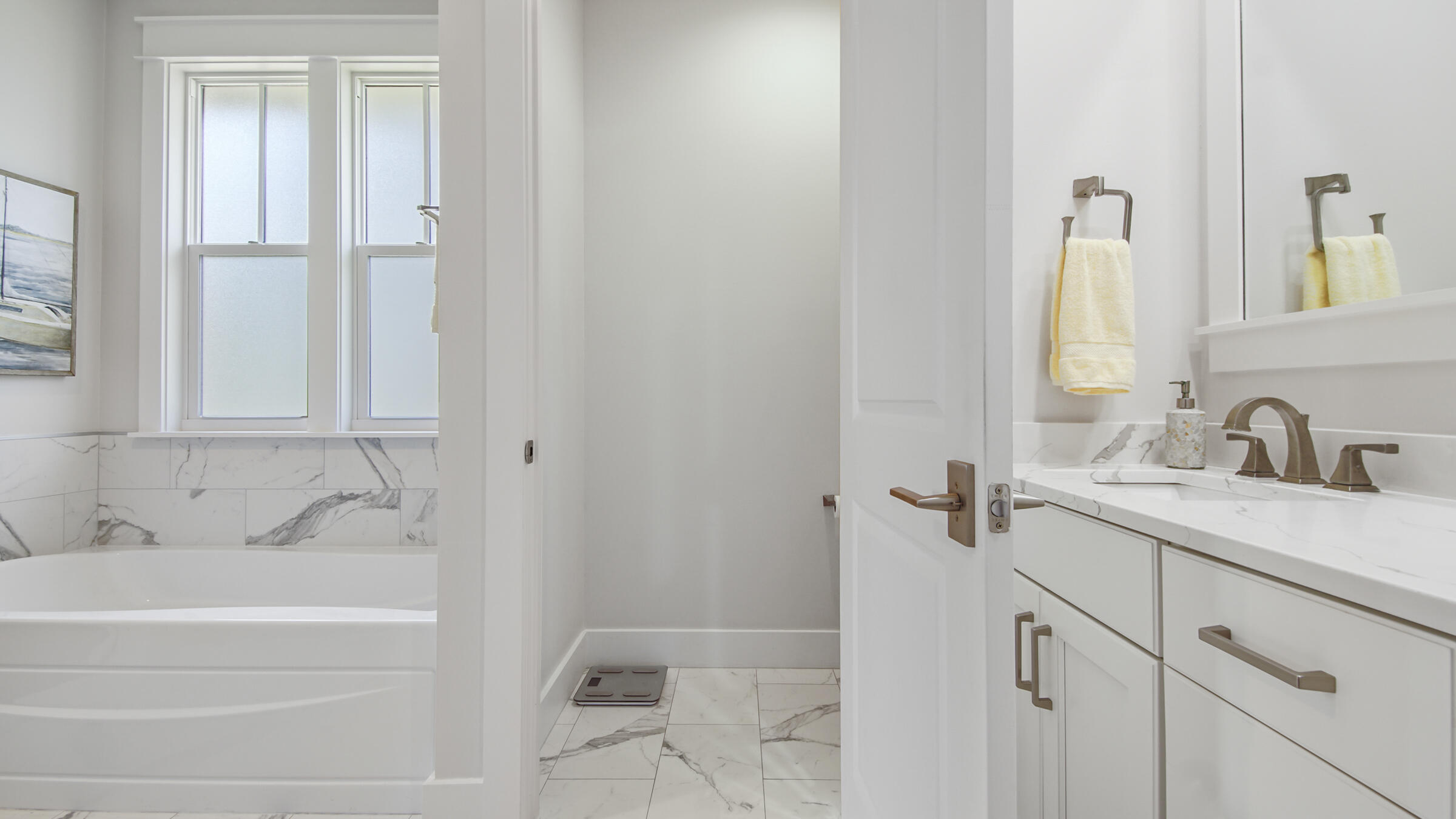 307 Sandchase Cir Inlet Beach Inlet Beach, FL 32461 - Photo 51 of 64 a bathroom with a bathtub and a sink