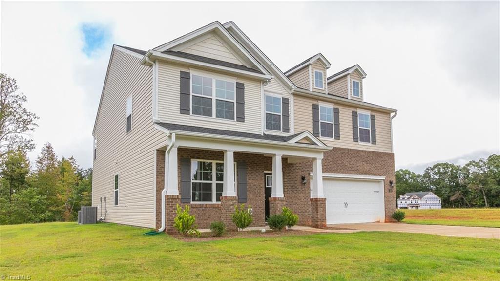 577 Tobacco Road Lexington, NC 27295 - Photo 3 of 34 *photos are of model home and are for representational purposes only*