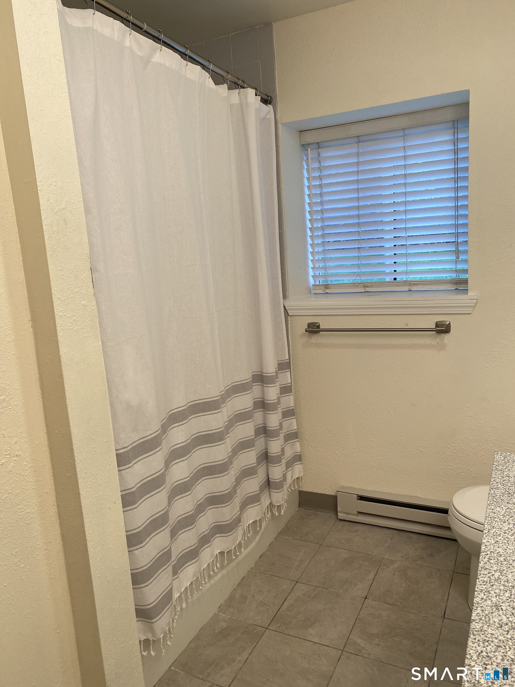 925 Oronoke Road, Unit 32J Waterbury, CT 06708 - Photo 8 of 15