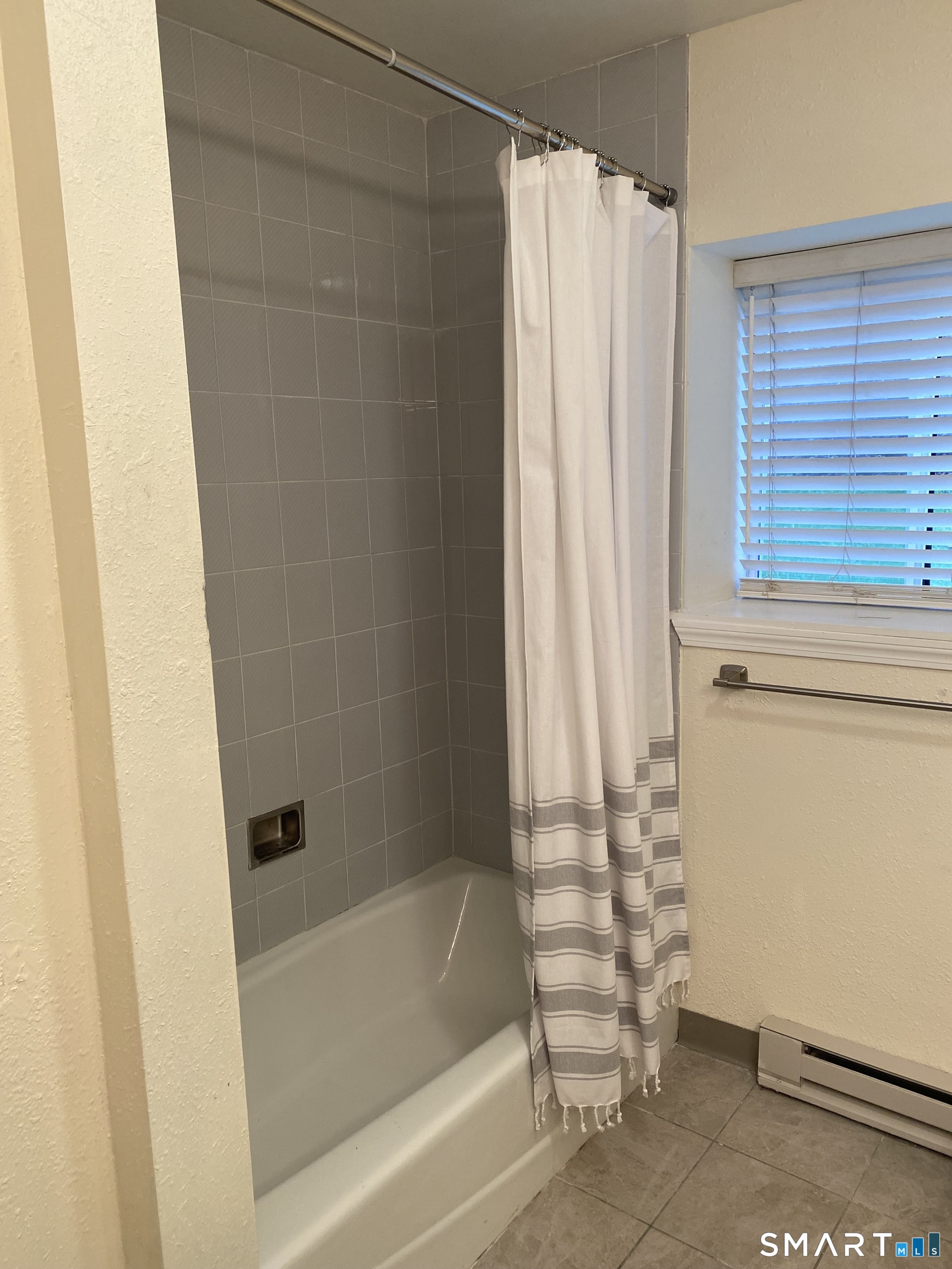 925 Oronoke Road, Unit 32J Waterbury, CT 06708 - Photo 9 of 15