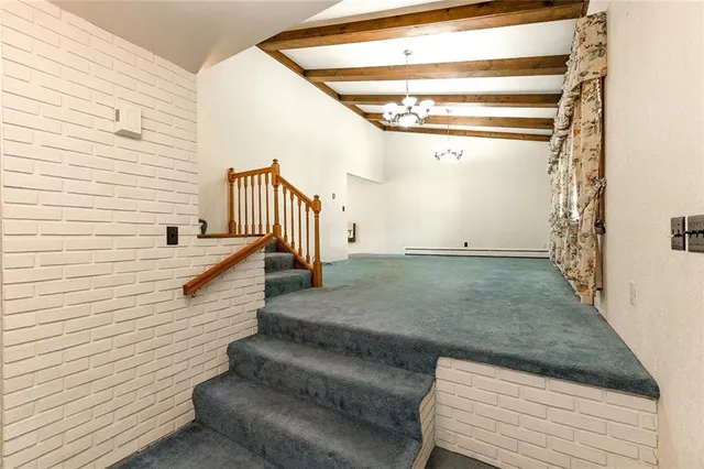 $375,000 | 147 Gierlach Drive, Franklin, PA 16323