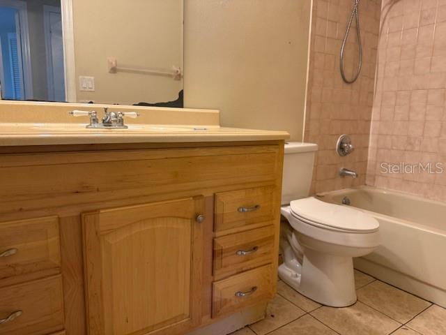 306 Cabot Street Inverness, FL 34452 - Photo 9 of 10 a bathroom with a sink toilet and shower