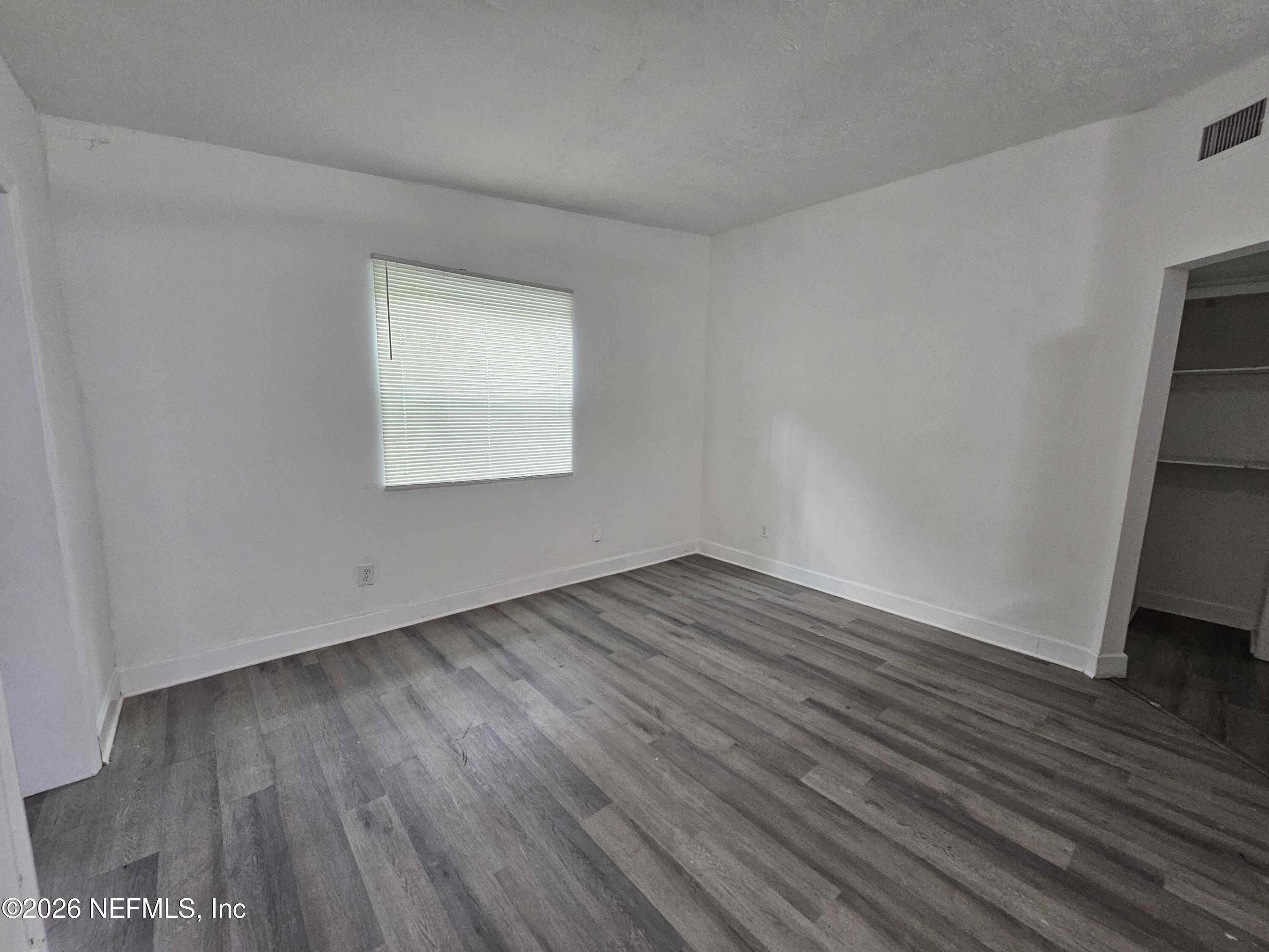 10228 Westmar Road Jacksonville, FL 32218 - Photo 7 of 10 20260701_134215