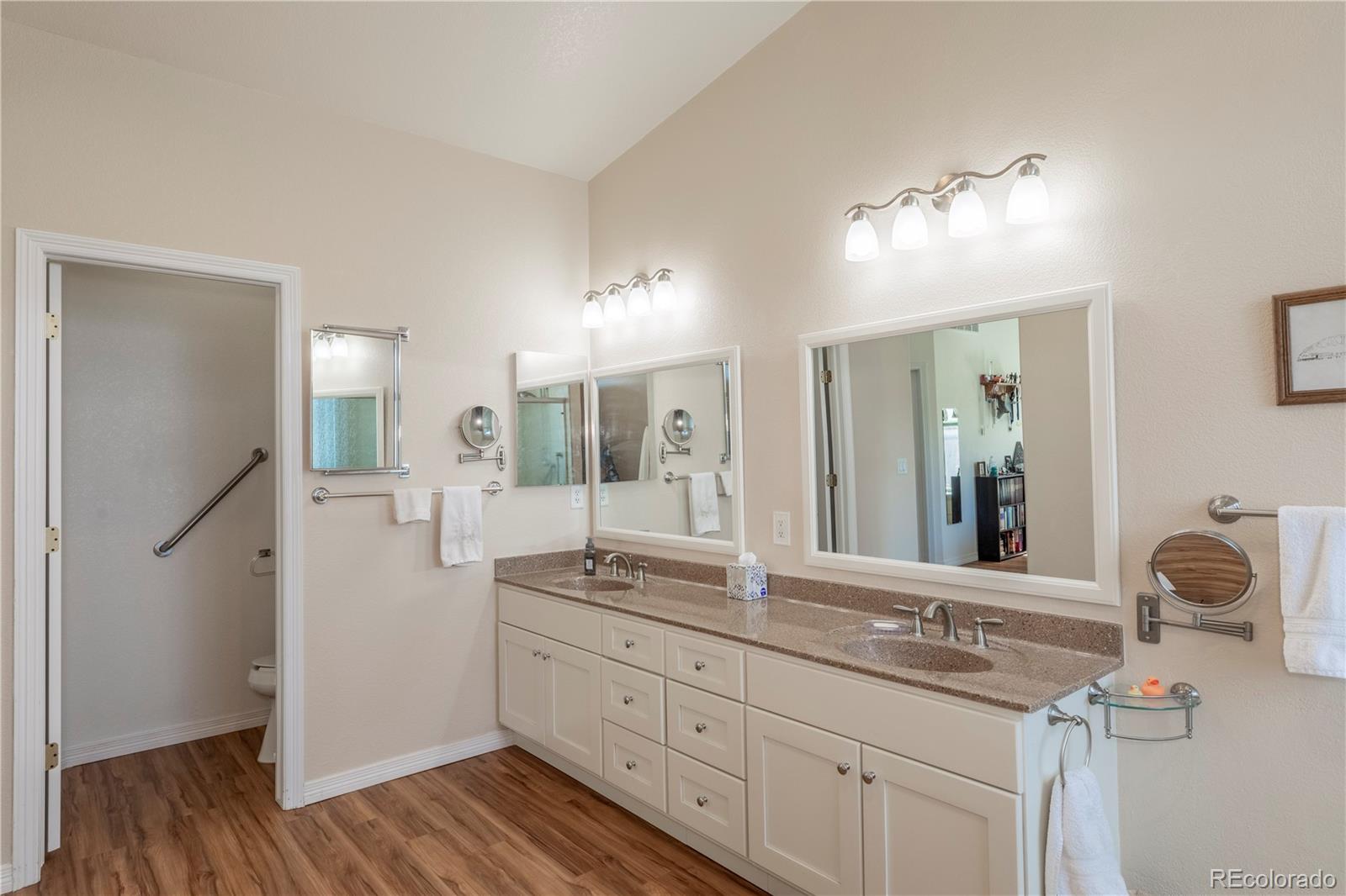 594 Ridgemont Circle Highlands Ranch, CO 80126 - Photo 19 of 40 Gallery Image 19