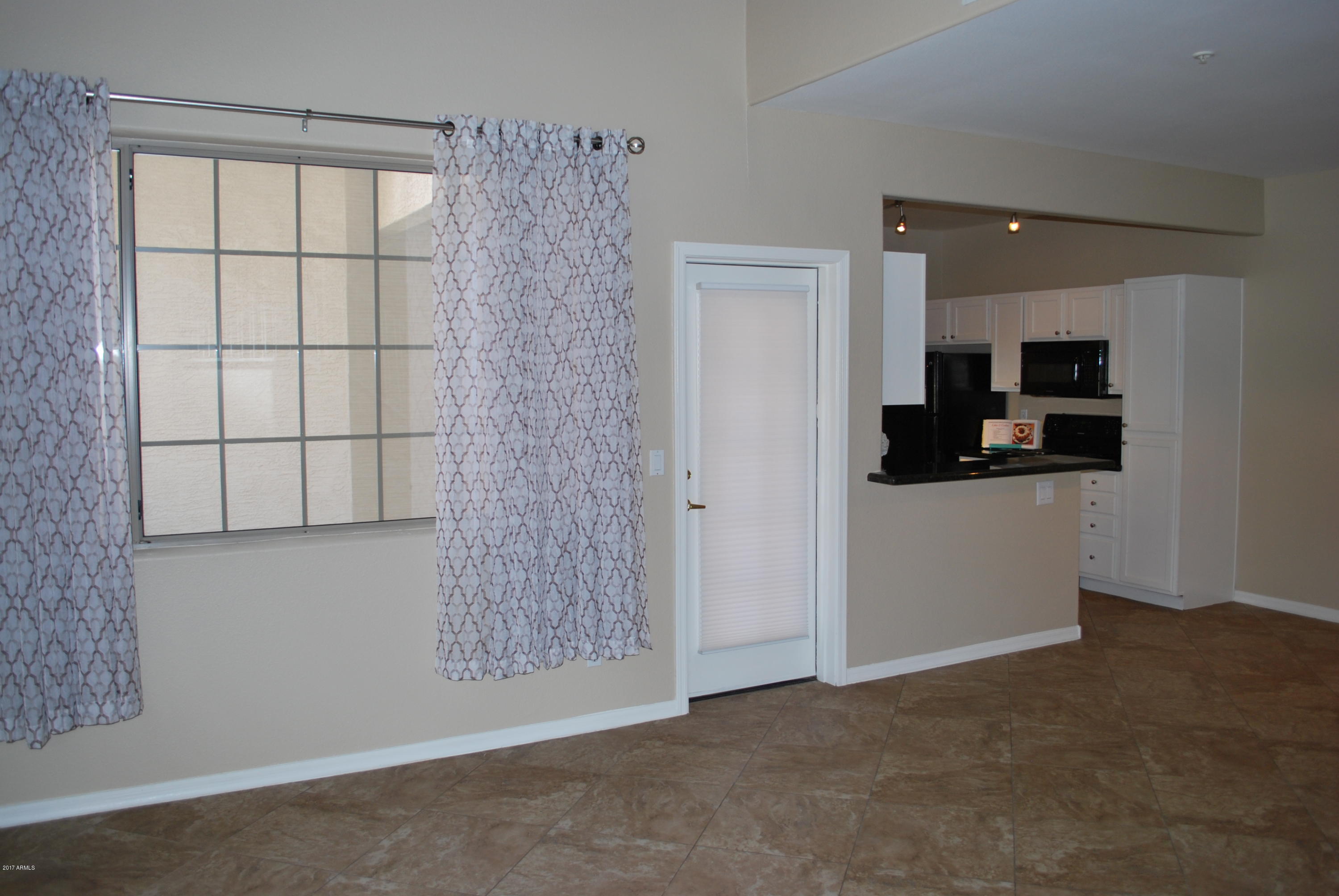 2801 North Litchfield Road, Unit 19 Goodyear, AZ 85395 - Photo 11 of 28 DSC_3588