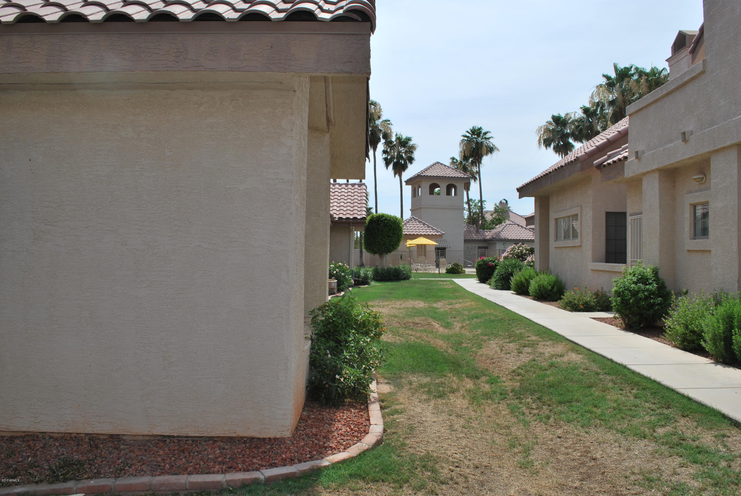 2801 North Litchfield Road, Unit 19 Goodyear, AZ 85395 - Photo 5 of 28 DSC_3603
