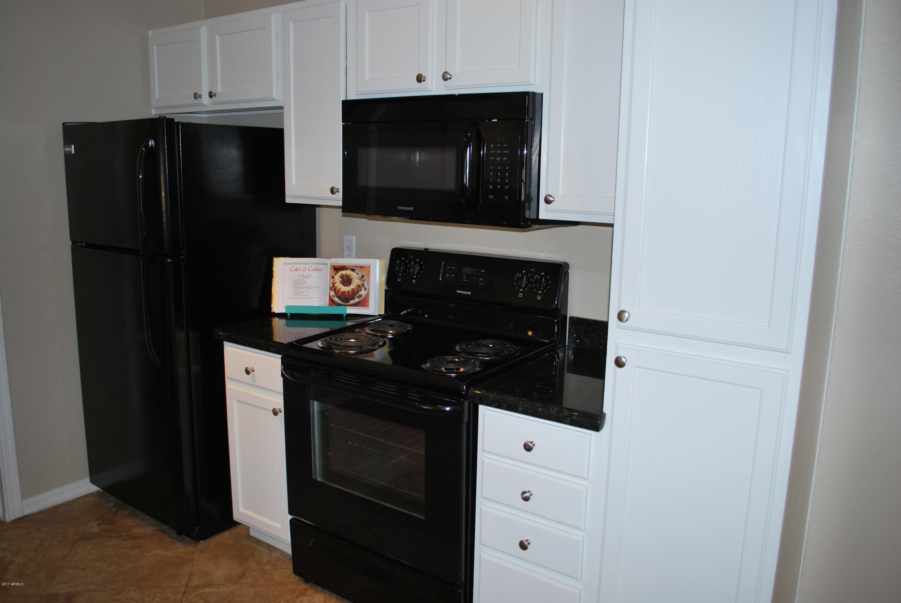 2801 North Litchfield Road, Unit 19 Goodyear, AZ 85395 - Photo 7 of 28 DSC_3584