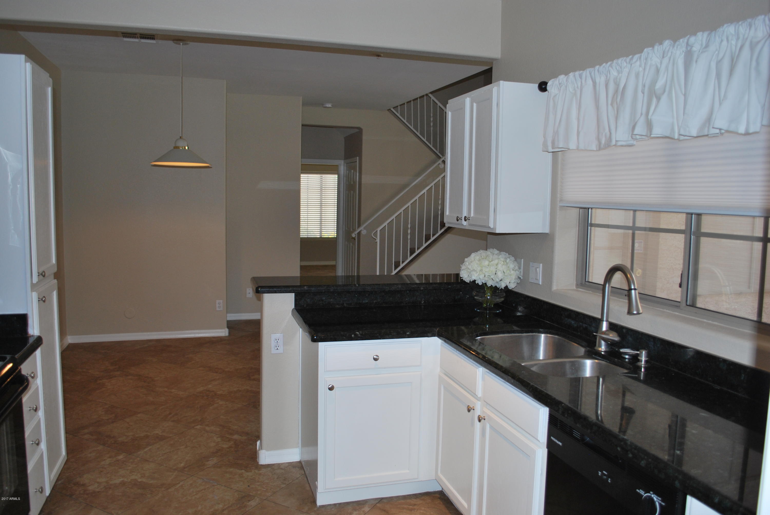 2801 North Litchfield Road, Unit 19 Goodyear, AZ 85395 - Photo 10 of 28 DSC_3587