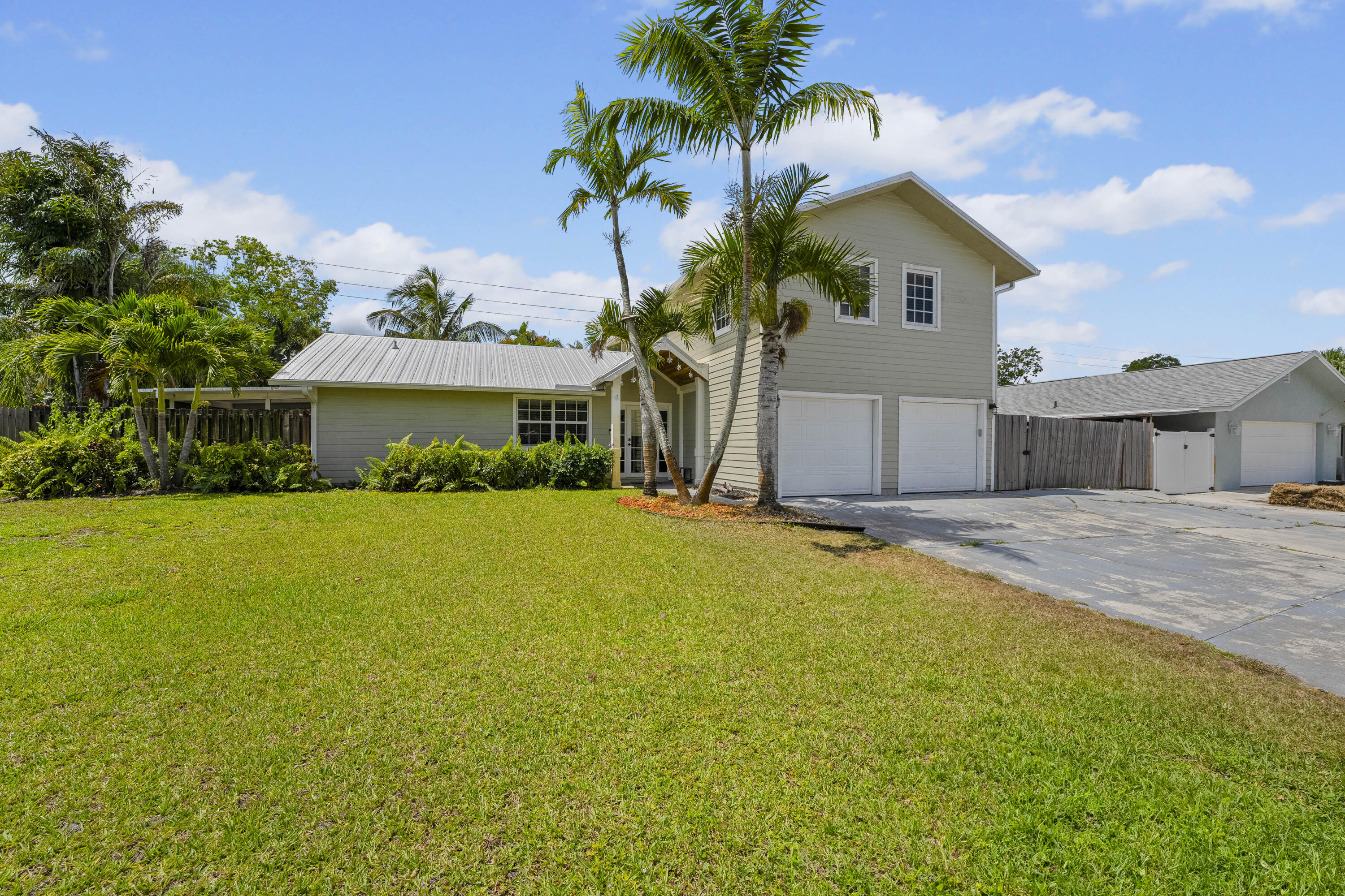 2420 Southwest 15th Ter  