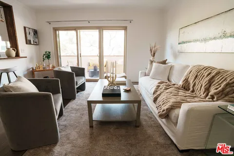 $899,000 | Undisclosed Address, West Hollywood, CA 90069