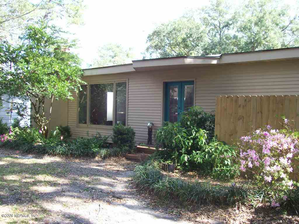 4653 Tanbark Road Jacksonville, FL 32210 - Photo 9 of 10 Backview