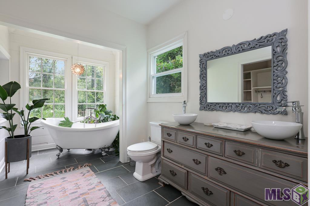 45107 Sterling Road St. Amant, LA 70774 - Photo 11 of 23 Gallery Image 11