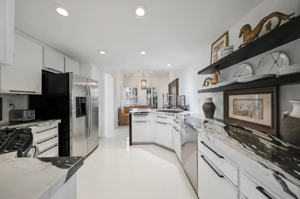 $650,000 | 76926 Ascalon Avenue, Palm Desert, CA 92211