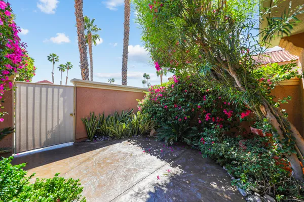 $650,000 | 76926 Ascalon Avenue, Palm Desert, CA 92211