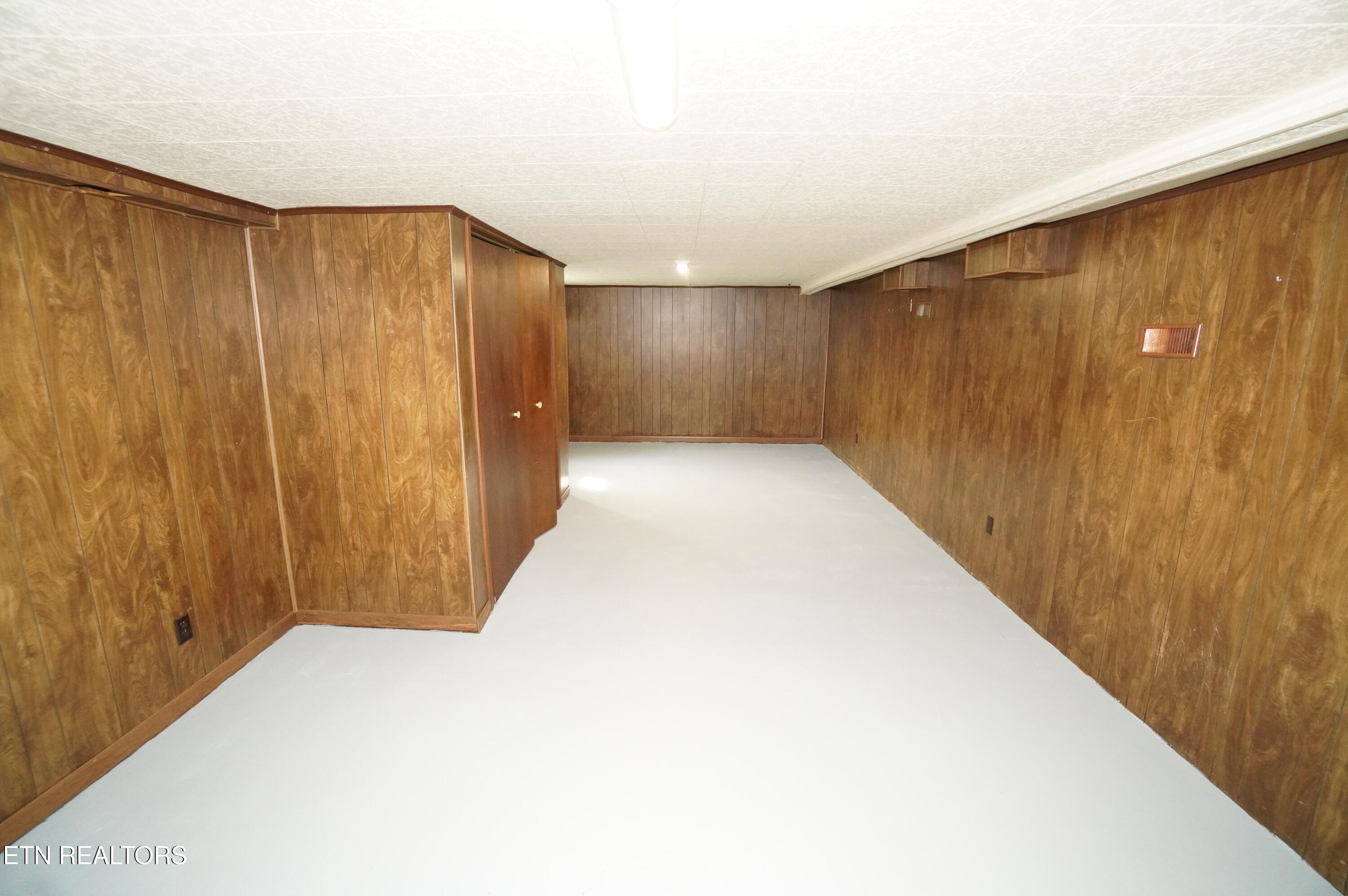 633 Shaver Drive Talbott, TN 37877 - Photo 24 of 43 interior updated (22)