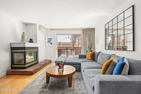 $6,450,000 | 555 East Durant Avenue, Unit 2C, Aspen, CO 81611