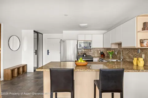$6,450,000 | 555 East Durant Avenue, Unit 2C, Aspen, CO 81611