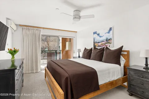 $6,450,000 | 555 East Durant Avenue, Unit 2C, Aspen, CO 81611