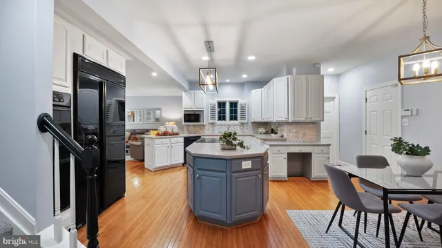 $1,175,000 | 600 Traveller Court, Lothian, MD 20711