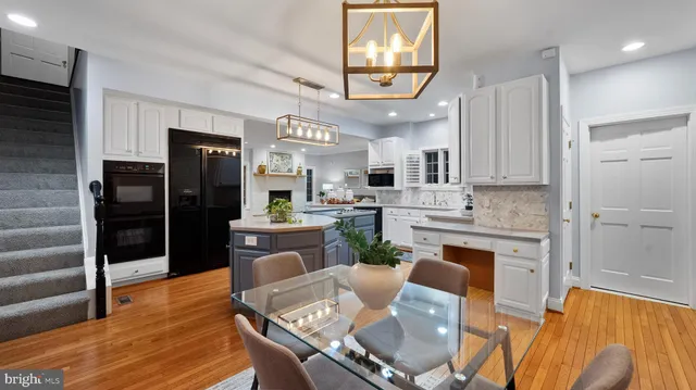 $1,175,000 | 600 Traveller Court, Lothian, MD 20711