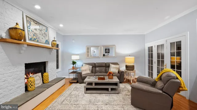 $1,175,000 | 600 Traveller Court, Lothian, MD 20711