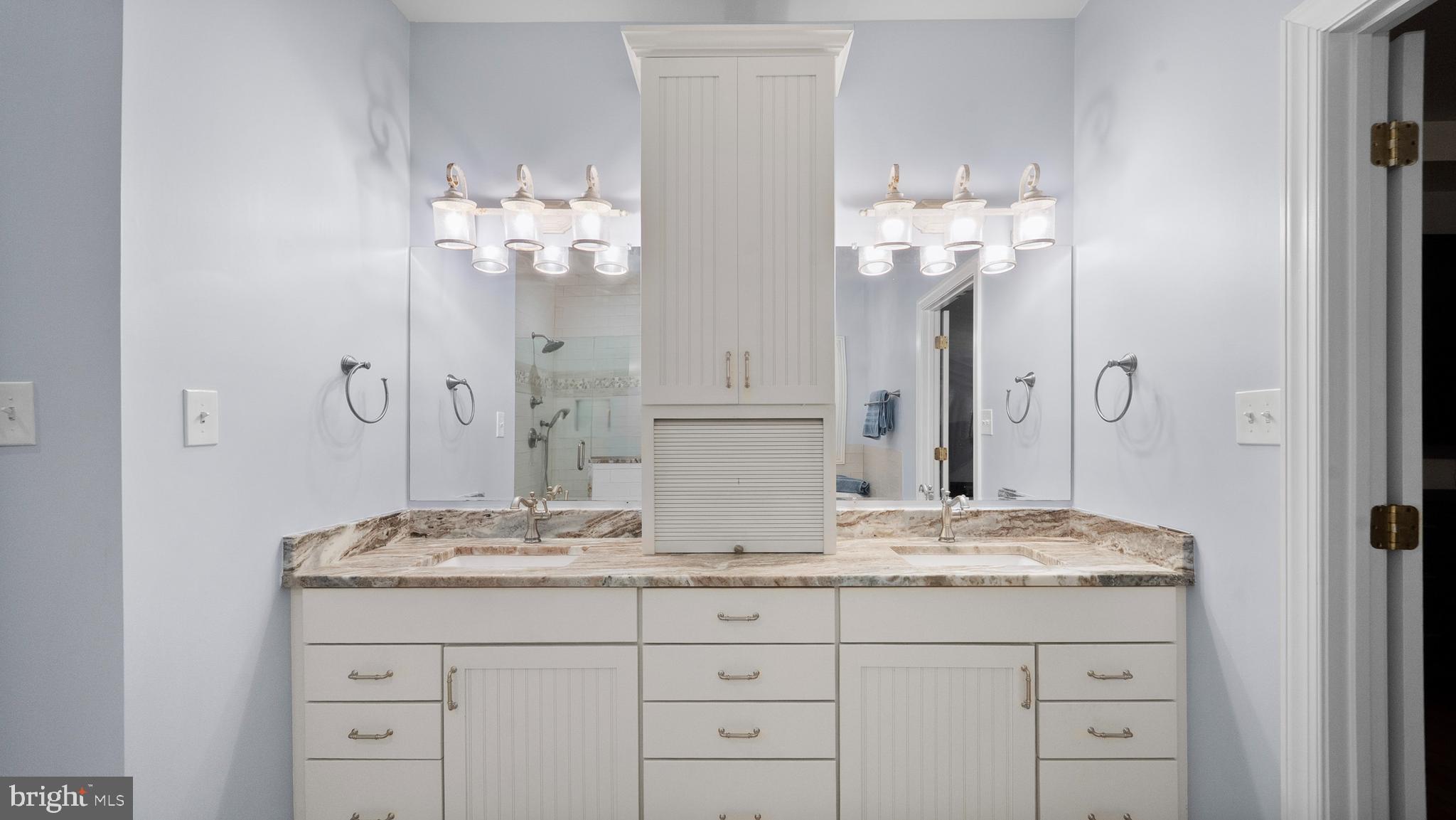 600 Traveller Court Lothian, MD 20711 - Photo 26 of 55 Alt view Owner's Suite Dual vanities