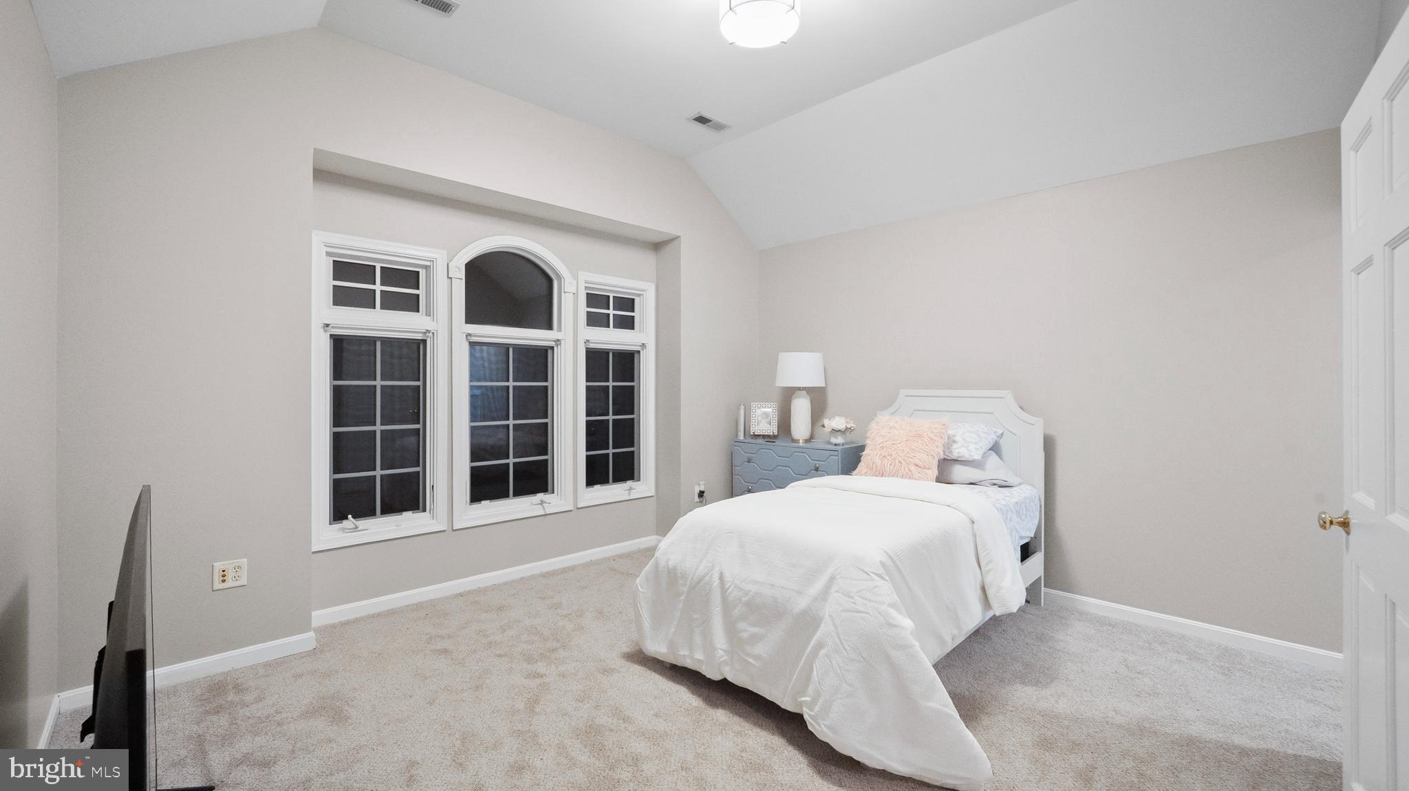 600 Traveller Court Lothian, MD 20711 - Photo 34 of 55 Bedroom 2 bright windows