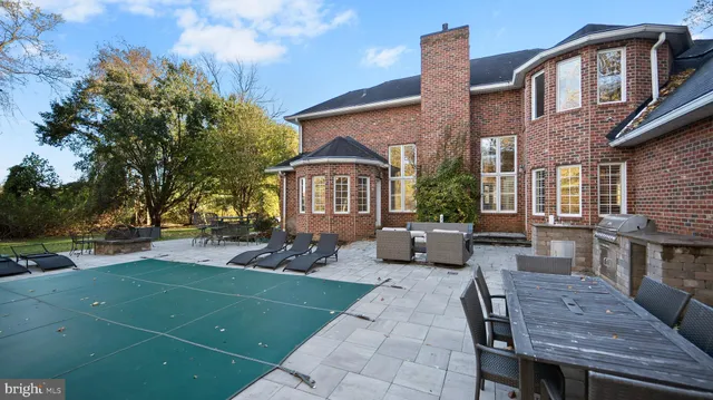 $1,175,000 | 600 Traveller Court, Lothian, MD 20711