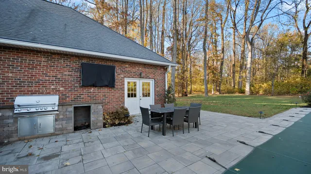 $1,175,000 | 600 Traveller Court, Lothian, MD 20711
