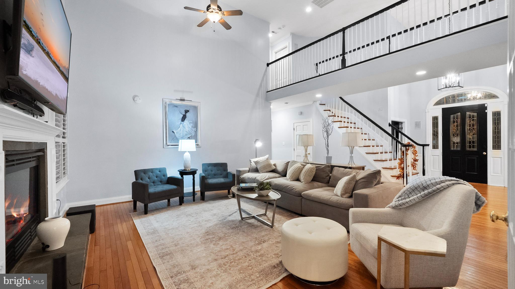 600 Traveller Court Lothian, MD 20711 - Photo 9 of 55 Alt view 2 story family room with catwalk