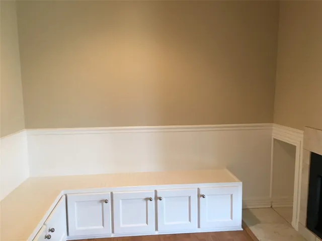 $975 | 18617 Egret Bay Boulevard, Unit 303, Webster, TX 77058