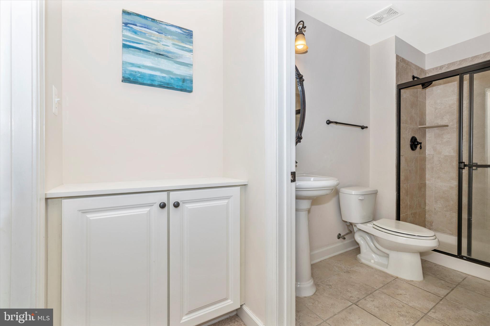 9733 Braidwood Terrace Frederick, MD 21704 - Photo 7 of 50 Built-in & Full BathL