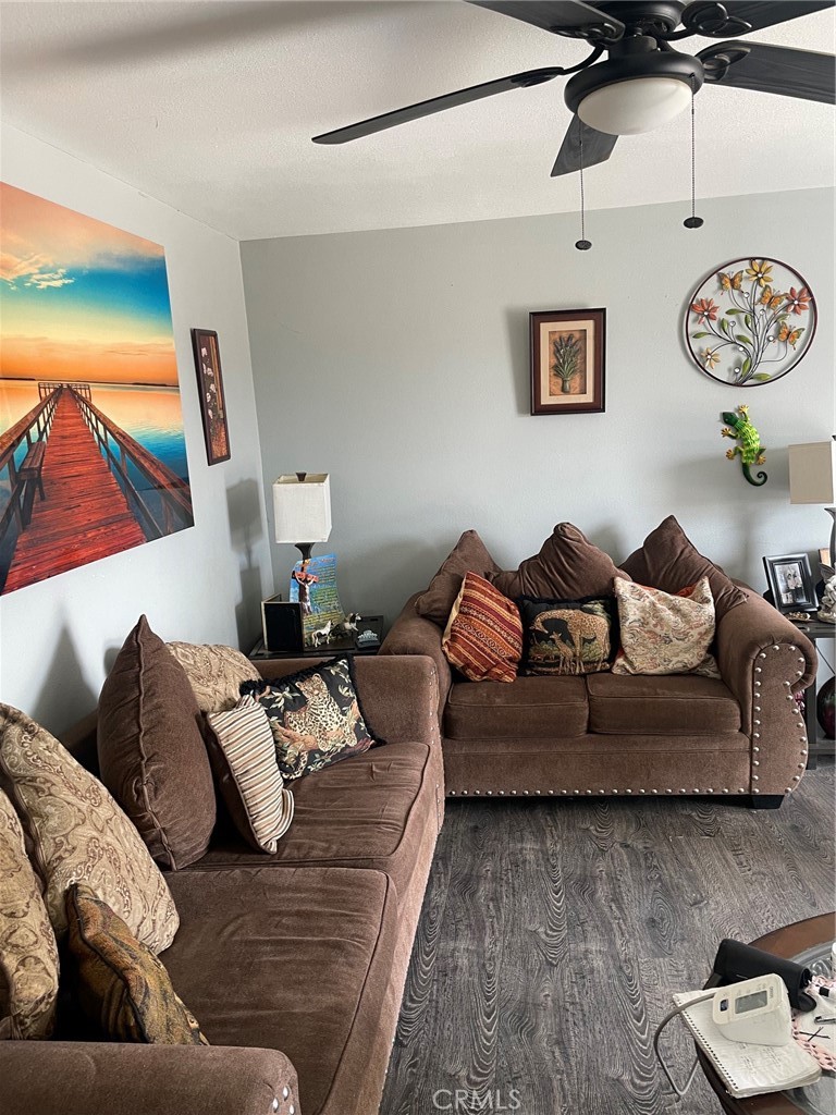 10276 Aster Road Oak Hills, CA 92344 - Photo 65 of 67 Inside detached garage living space.